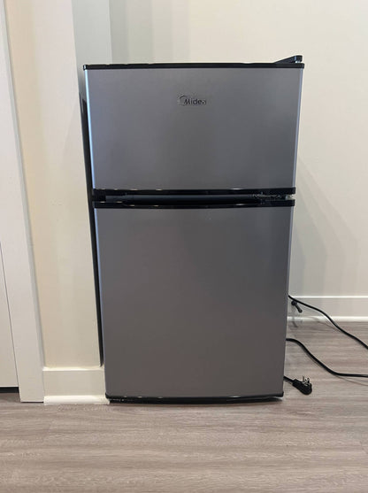 Compact Refrigerator