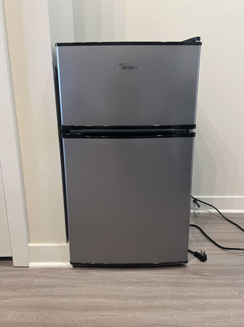 Compact Refrigerator